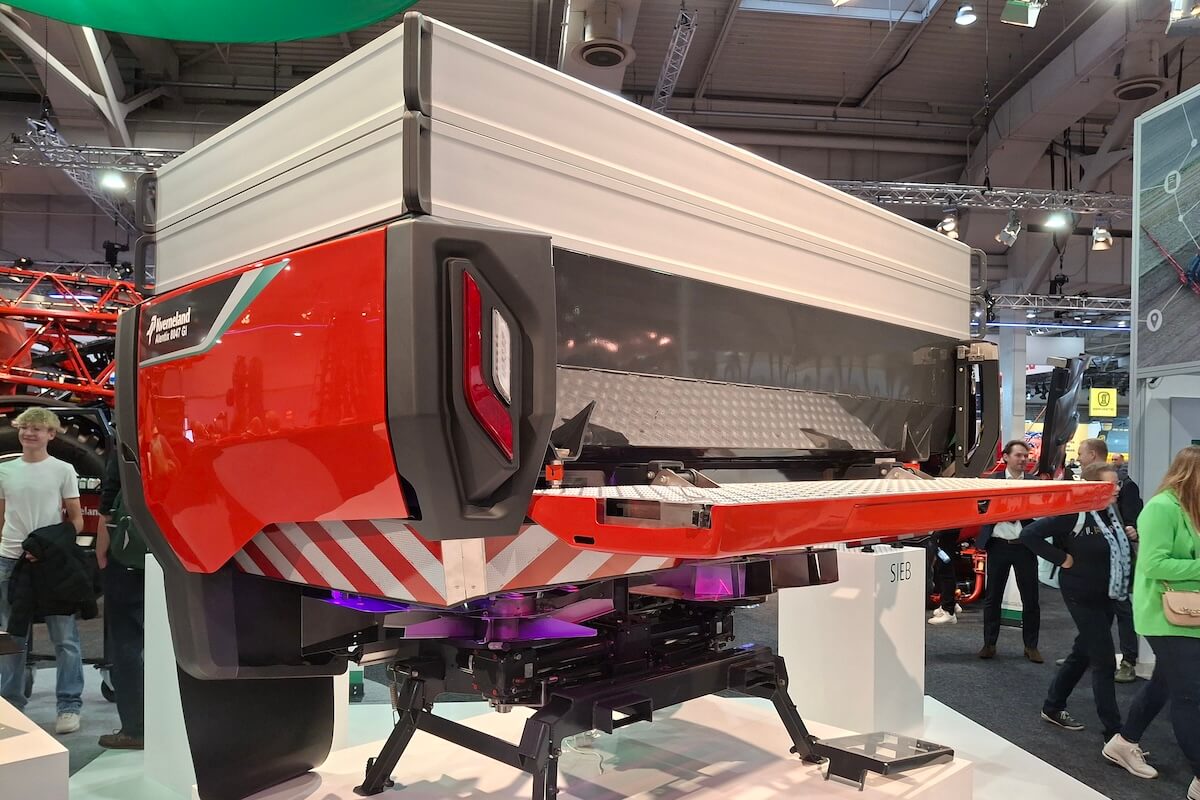 Lo spandiconcime a dischi Kverneland Alentix &egrave; progettato per applicazioni ad alta produttivit&agrave; e precisione